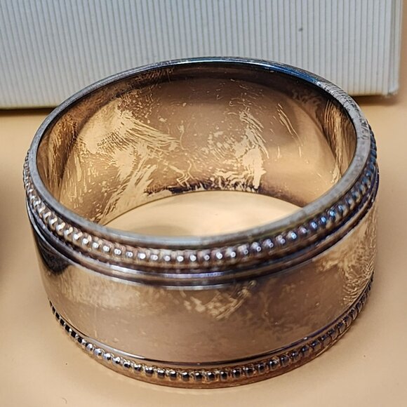 William-Sonoma Hotel Silver Napkin Rings Set Of 4 Silver-Plated Beaded Style - Picture 7 of 13